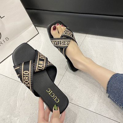 NTG Fad 35 / Gold Explosive Summer Fashion Embroidered Slippers