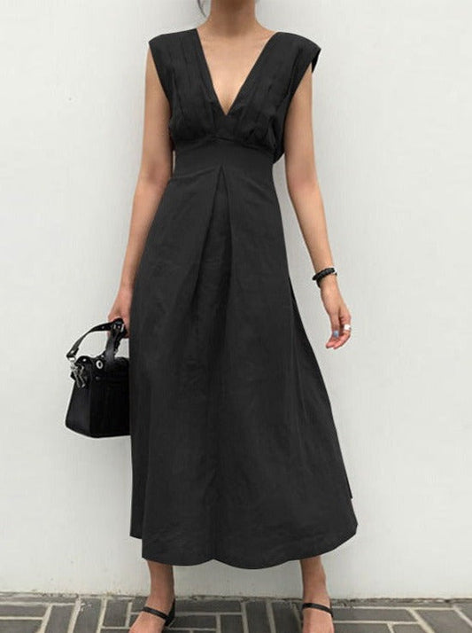 NTG Fad Dress black / S Pleated Panel V-Neck Sleeveless Dress