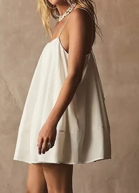 NTG Fad Dress White / S Holiday Beach Tie Backless Pleated Dress