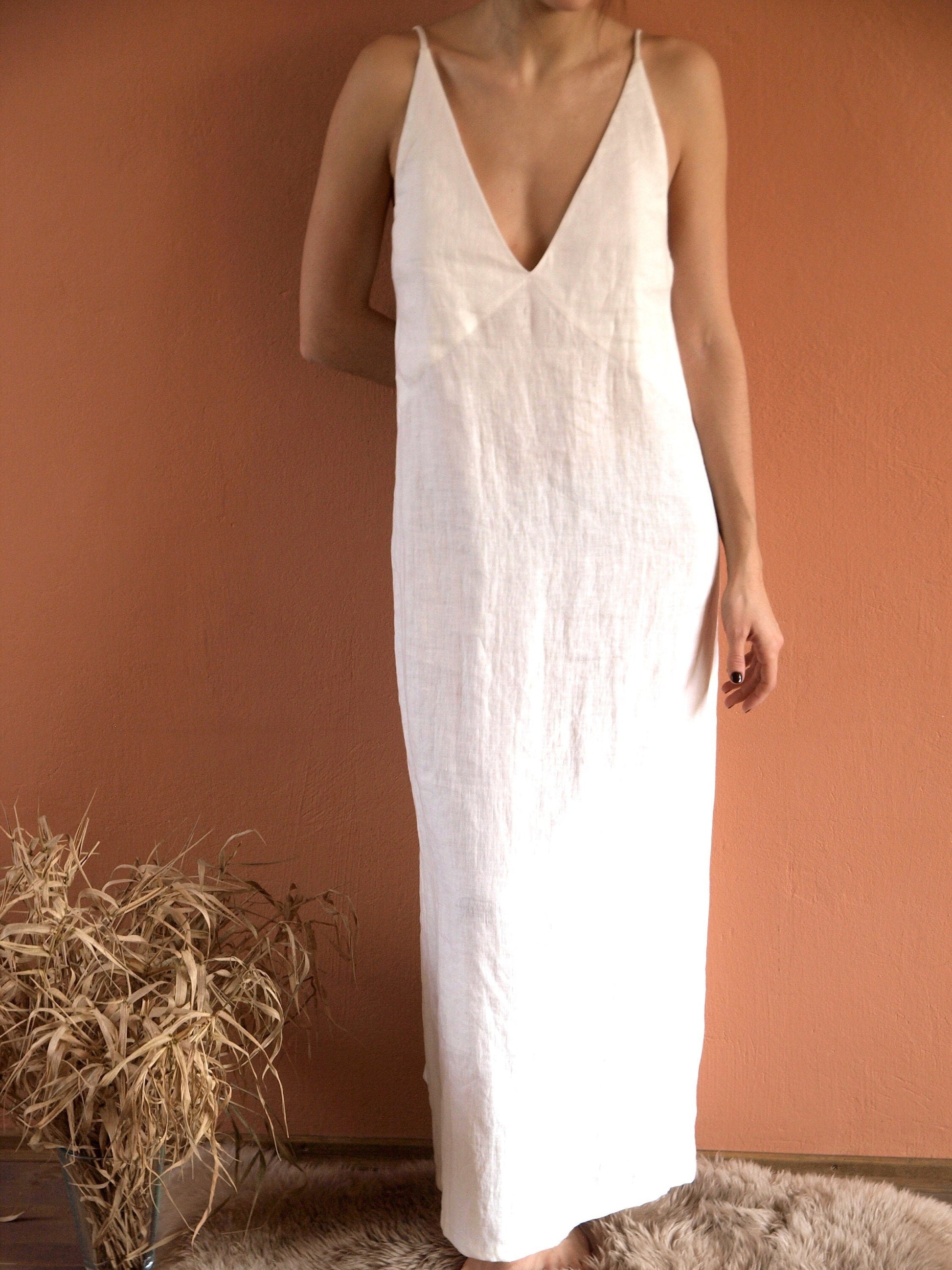 NTG Fad Dress White / S Linen strappy deep V dress