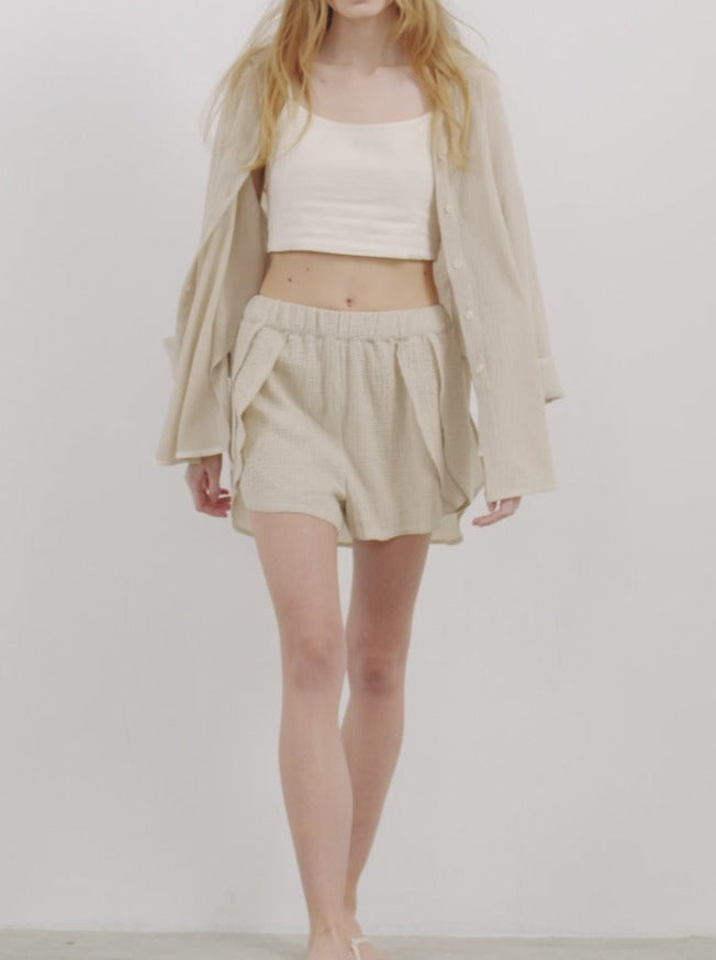 NTG Fad Ruffled side slit shorts-（Hand Made）