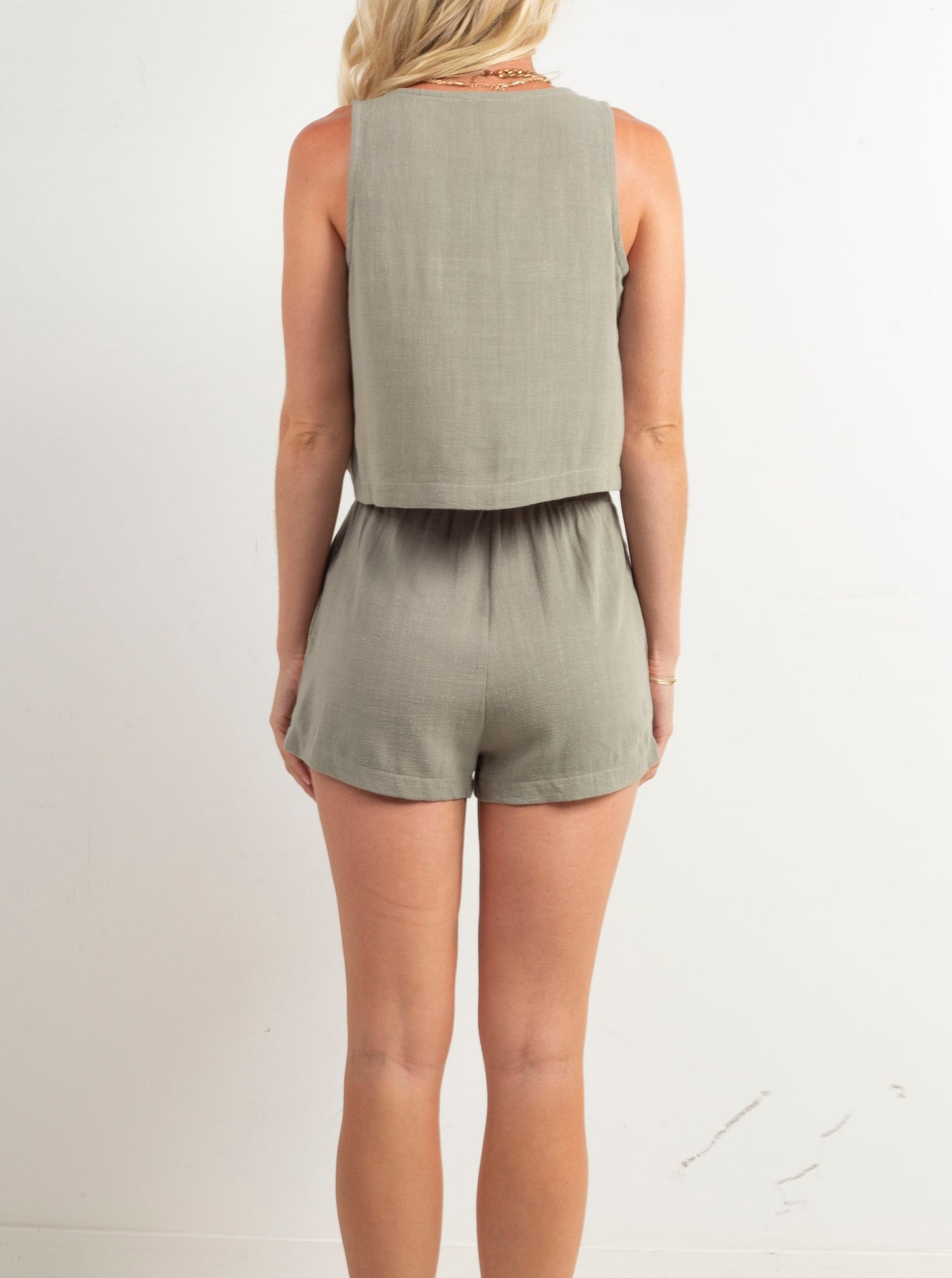 NTG Fad SUIT Mika Sleeveless Button Down Short - Celery