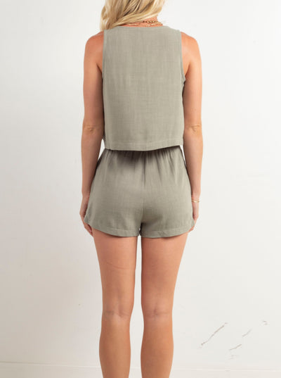 NTG Fad SUIT Mika Sleeveless Button Down Short - Celery