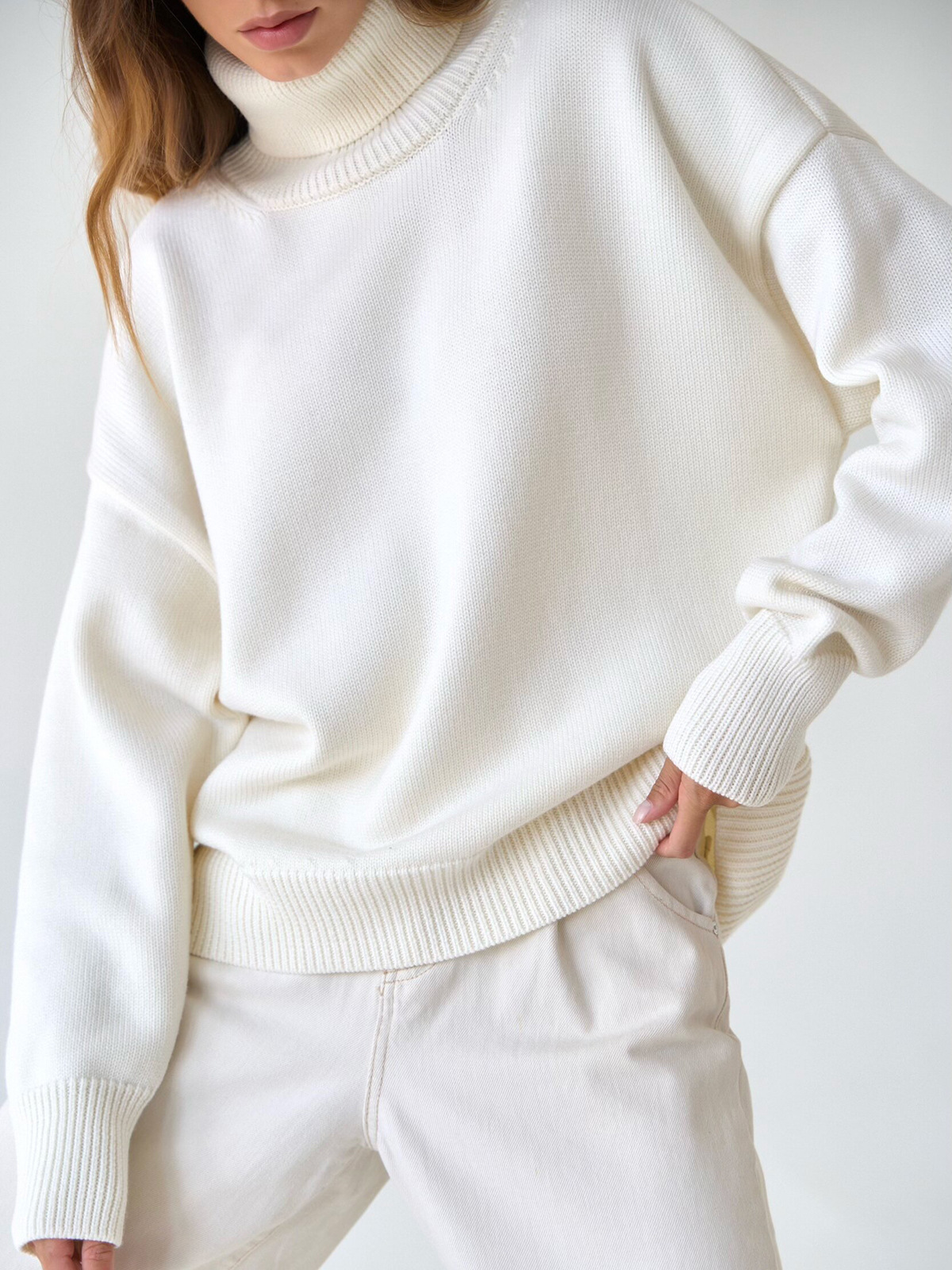 NTG Fad White / S Loose Fit Turtleneck Sweater