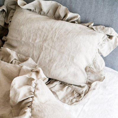 NTG Fad Edge Ruffled White Pillowcases Standard Size Bedding Pillow Covers Envelope Closure Sham Solid Design Hypoallergenic TJ6447