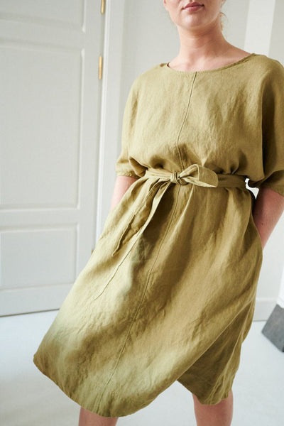NTG Fad M / Green Elegant Medium Weight Linen Rush Olive Dress