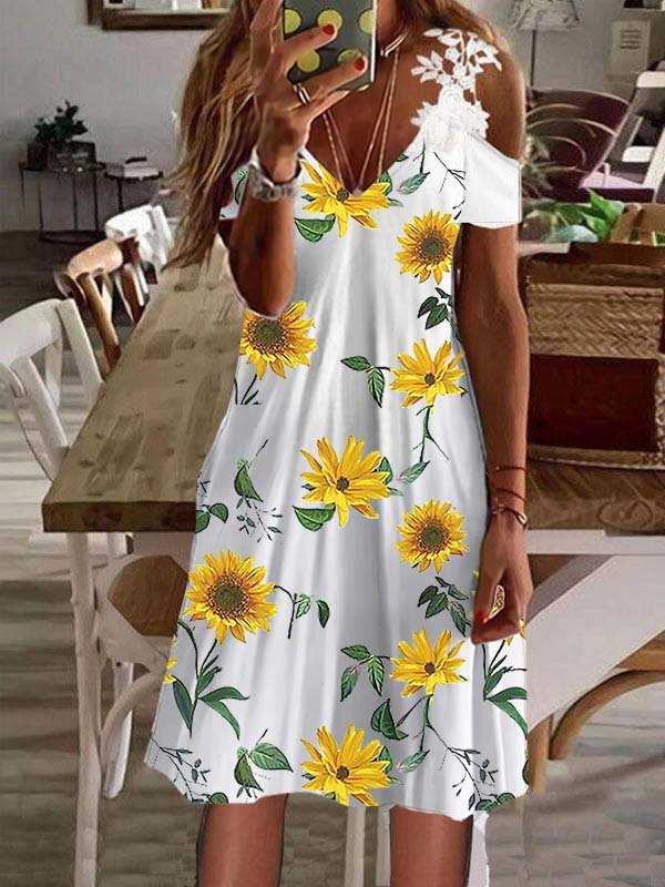 NTG Fad Sunflower Lace Print Resort Dress